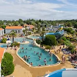 Mobile-home Avec Terrasse, 5 Personnes, - Api-1-52-1065 Saint-Jean-de-Monts