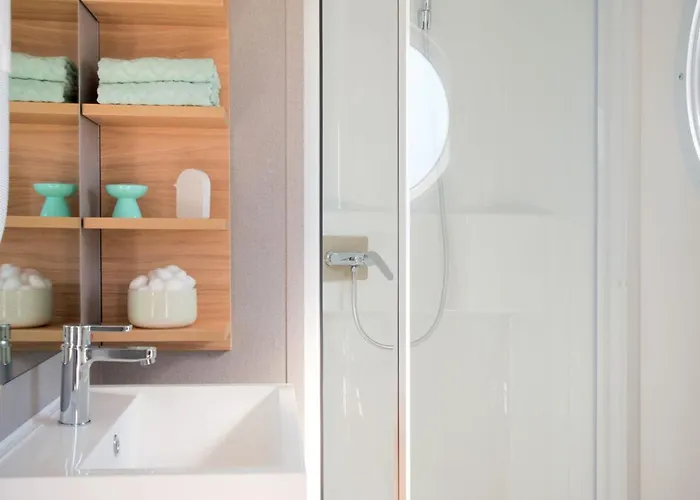 Mobile-home Avec Terrasse, 5 Personnes, - Api-1-52-1065 Saint-Jean-de-Monts