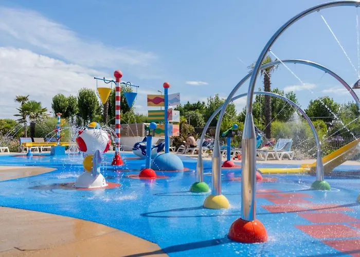 Mobile-home Avec Terrasse, 5 Personnes, - Api-1-52-1065 Camping Saint-Jean-de-Monts